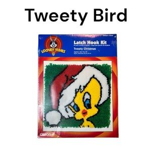 Factory Sealed Warner Bros Looney Tunes Tweety Bird Christmas Latch Hook Kit